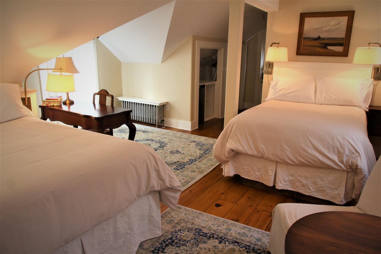 The Oak Bluffs Inn Екстер'єр фото