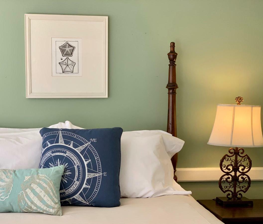 The Oak Bluffs Inn Екстер'єр фото